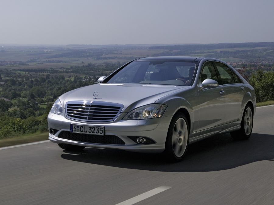  Mercedes-Benz S500 (W221) 2005 года  (фото 17 из 31)